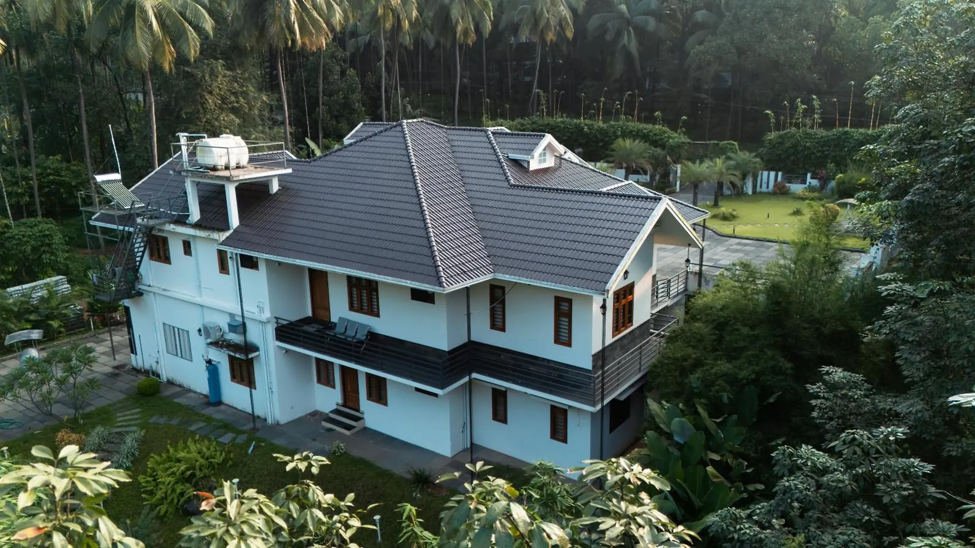 The Tales - Luxury Private Pool Resort Kozhikode