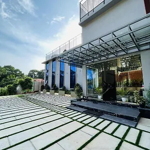 Resort Miracle And, Kozhikode